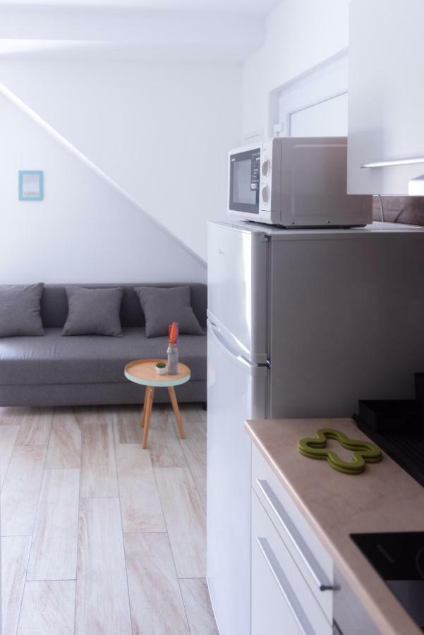 Demix Apartment โคเปร์ ภายนอก รูปภาพ